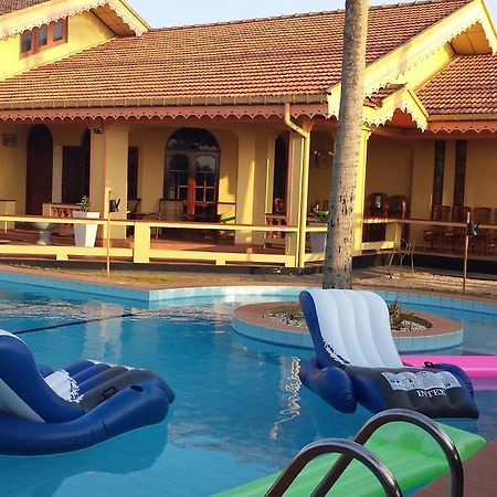 Villa Sea Breeze Kepungoda Exterior foto
