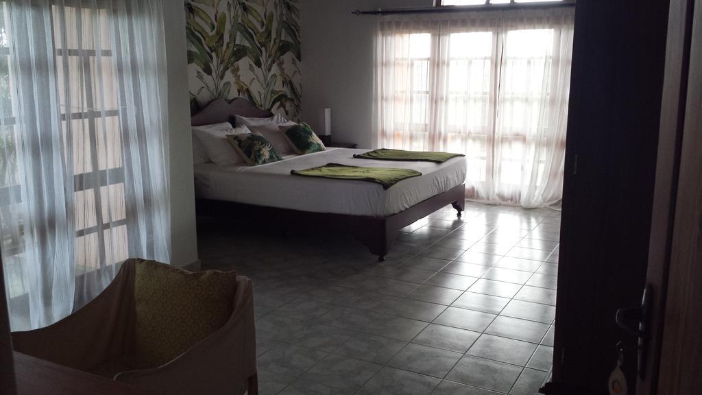 Villa Sea Breeze Kepungoda Exterior foto